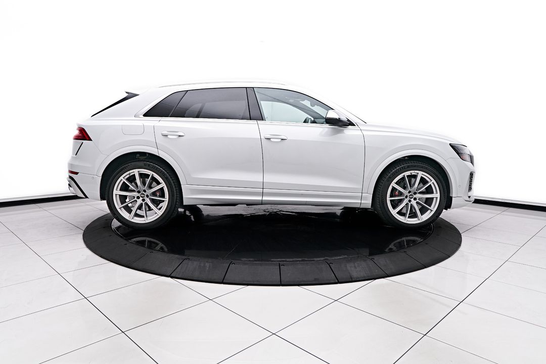 2022 Audi RS Q8