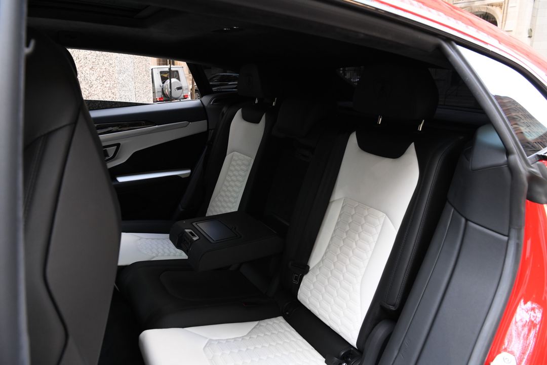 2022 Lamborghini Urus