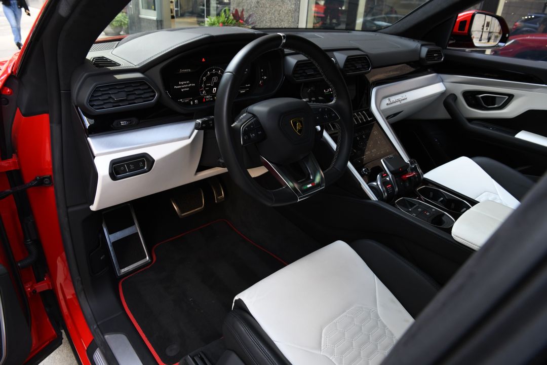 2022 Lamborghini Urus