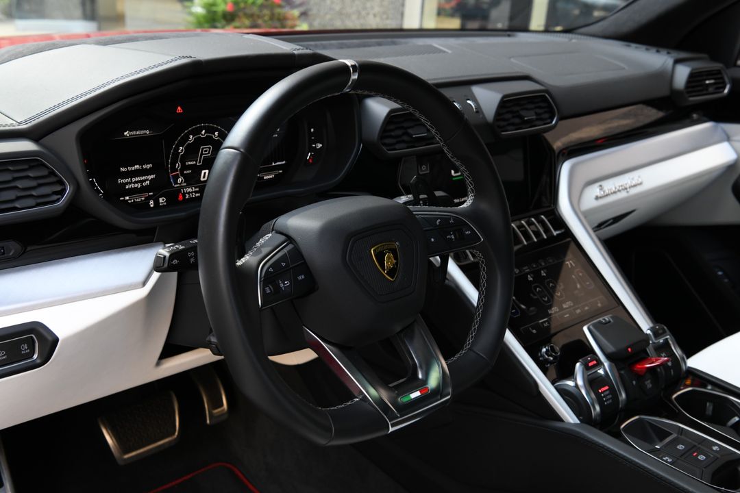 2022 Lamborghini Urus