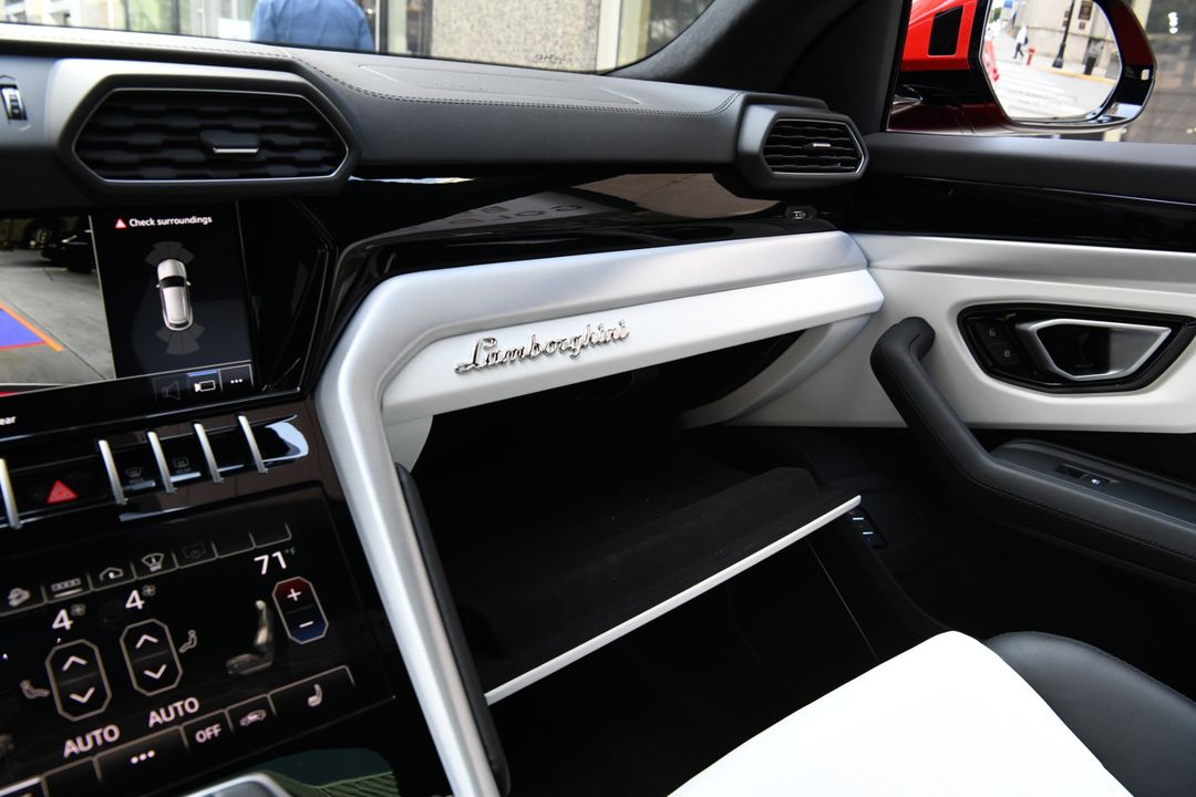 2022 Lamborghini Urus