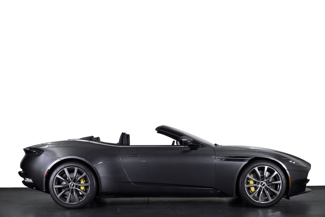 2019 Aston Martin DB11