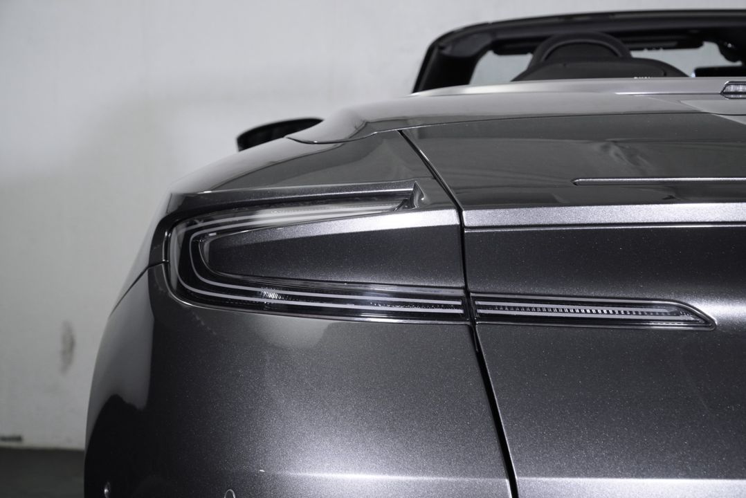 2019 Aston Martin DB11