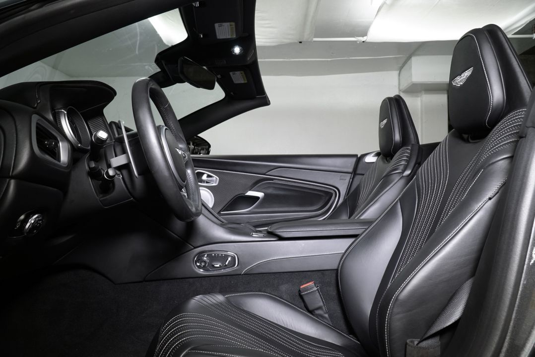 2019 Aston Martin DB11