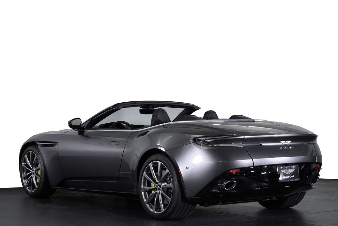 2019 Aston Martin DB11