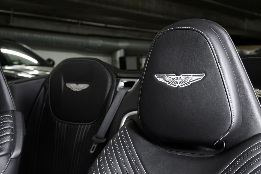 2019 Aston Martin DB11