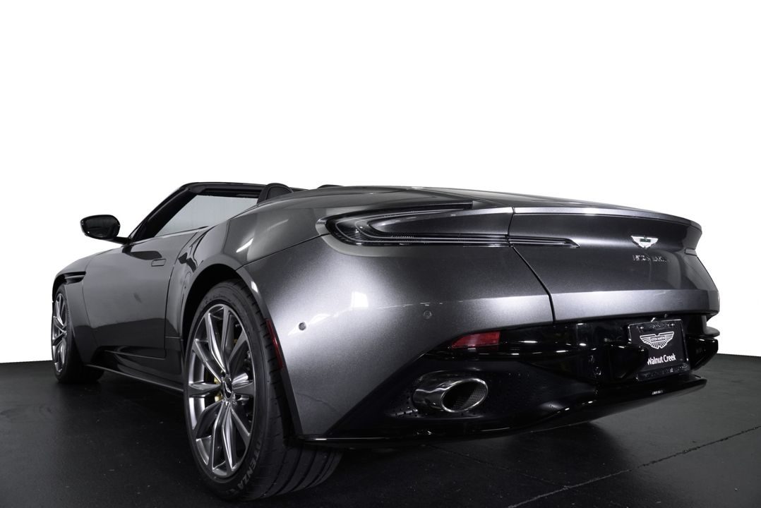 2019 Aston Martin DB11
