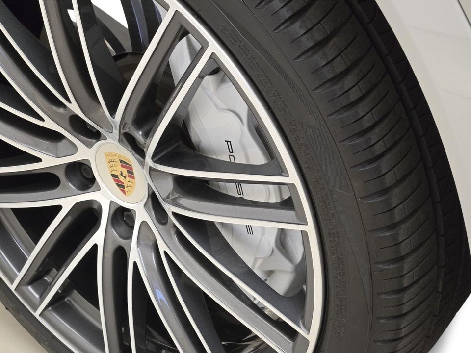 2022 Porsche Cayenne