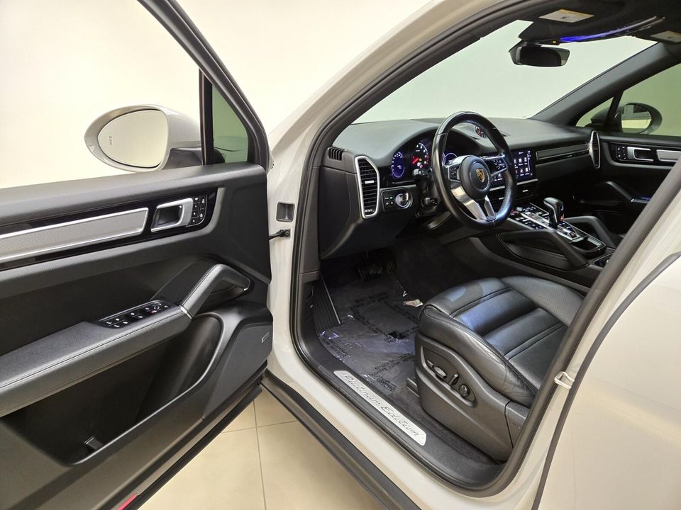 2022 Porsche Cayenne