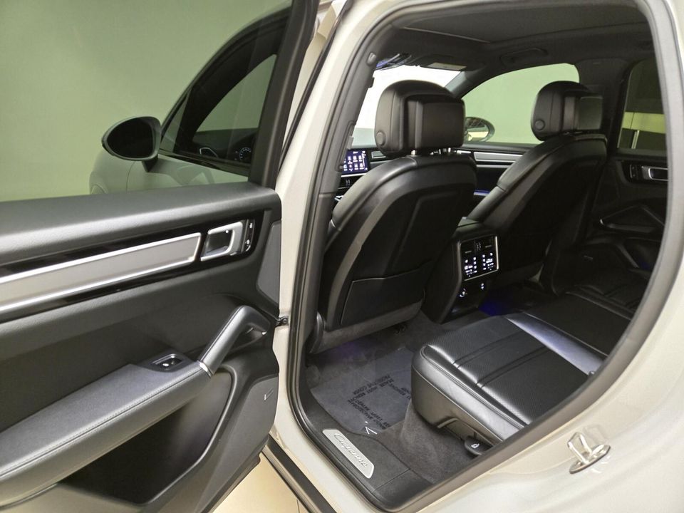 2022 Porsche Cayenne