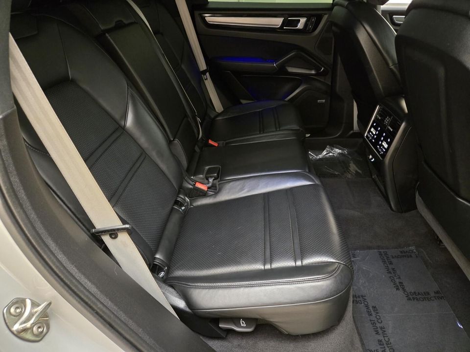 2022 Porsche Cayenne