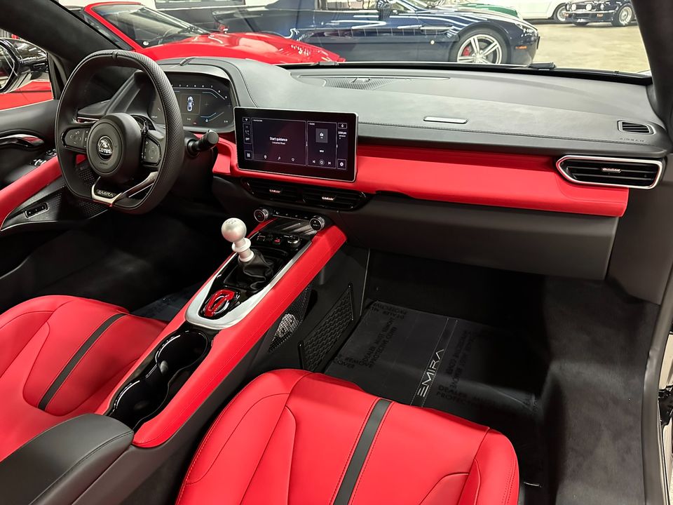 2025 Lotus Emira V6