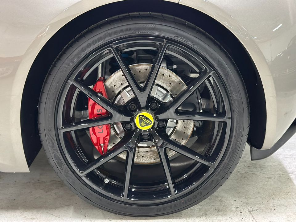 2025 Lotus Emira V6