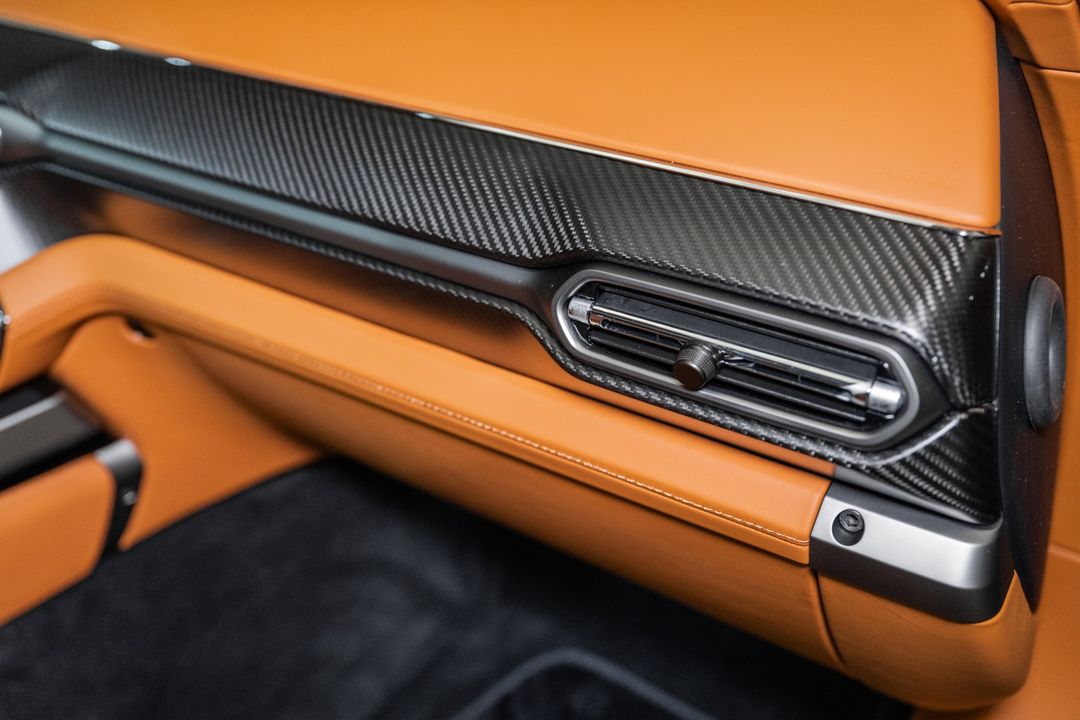 2025 Aston Martin Vanquish