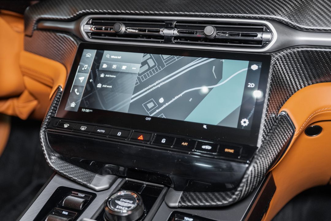 2025 Aston Martin Vanquish
