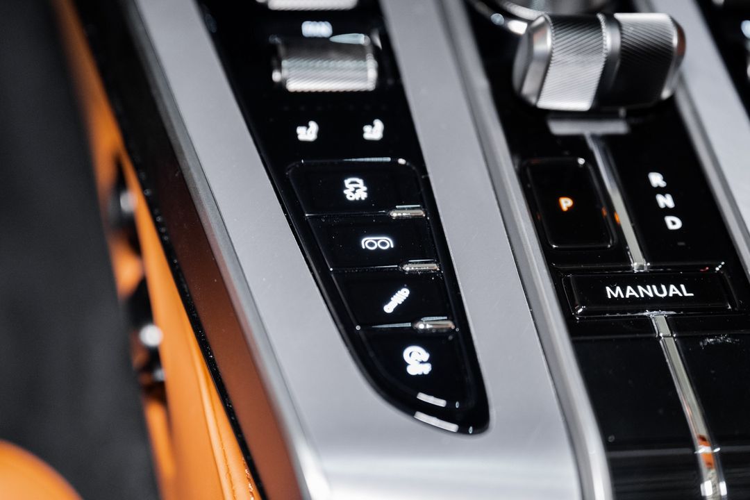 2025 Aston Martin Vanquish
