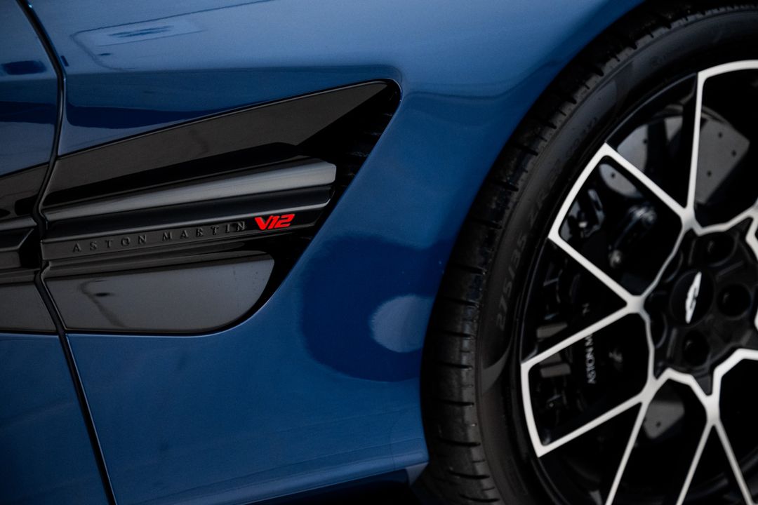 2025 Aston Martin Vanquish
