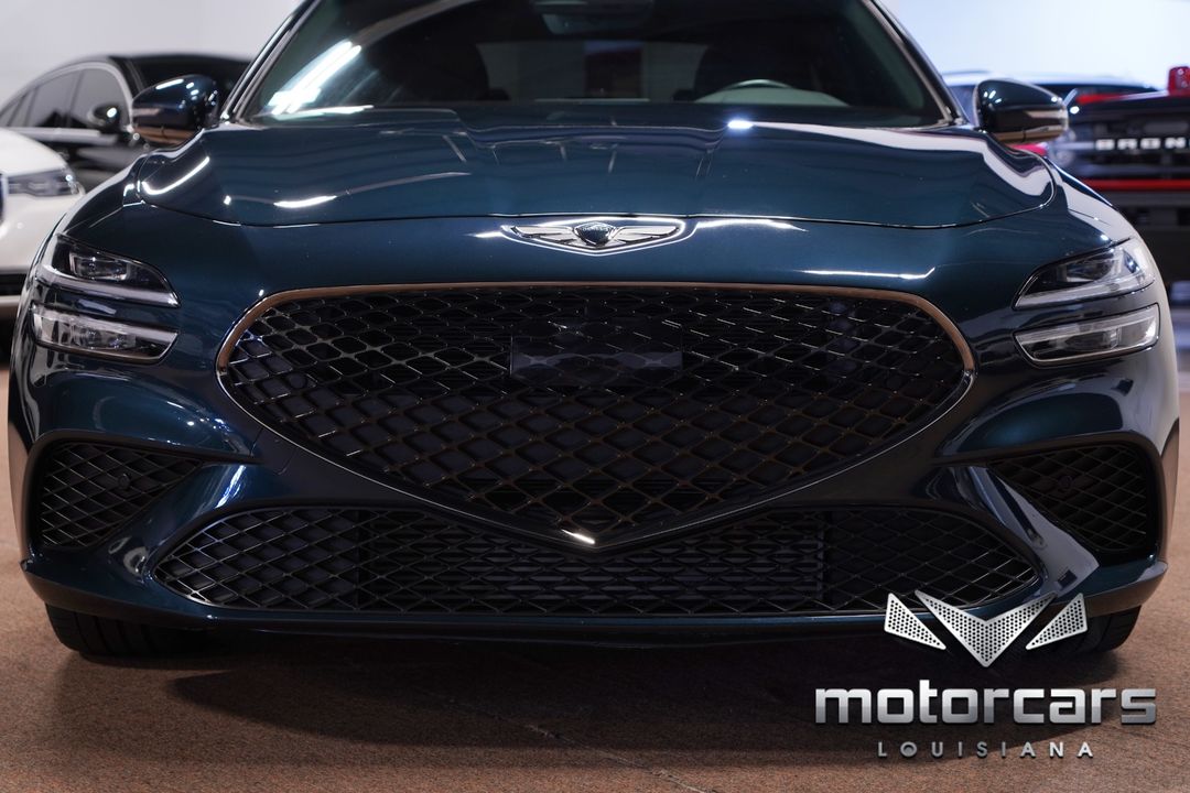 2023 Genesis G70