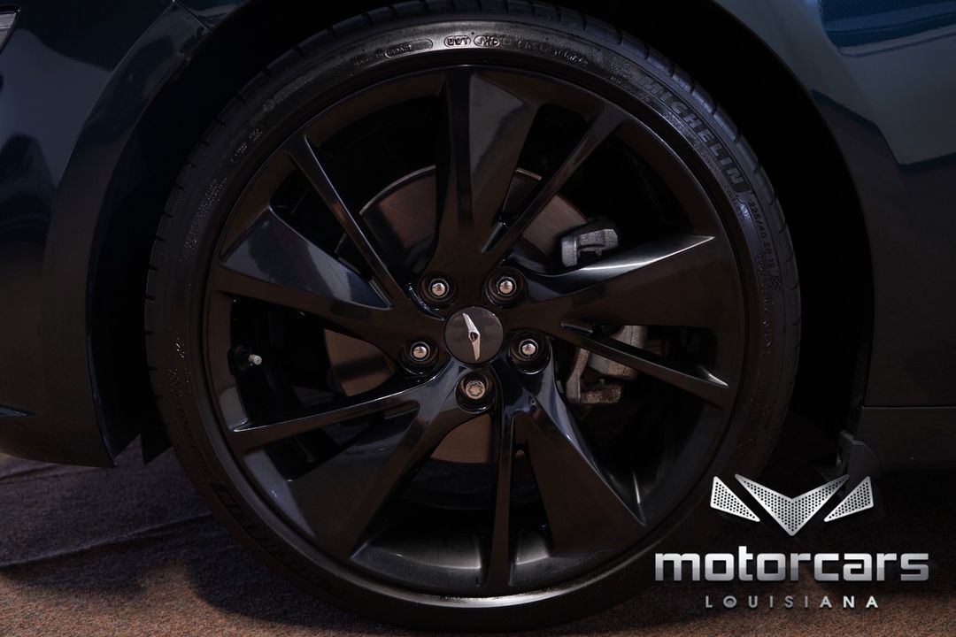 2023 Genesis G70