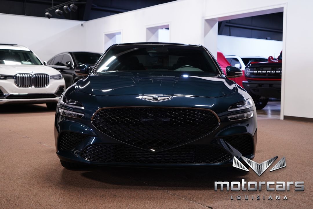 2023 Genesis G70