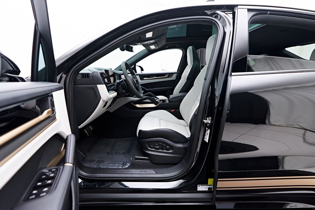 2025 Porsche Cayenne Coupe