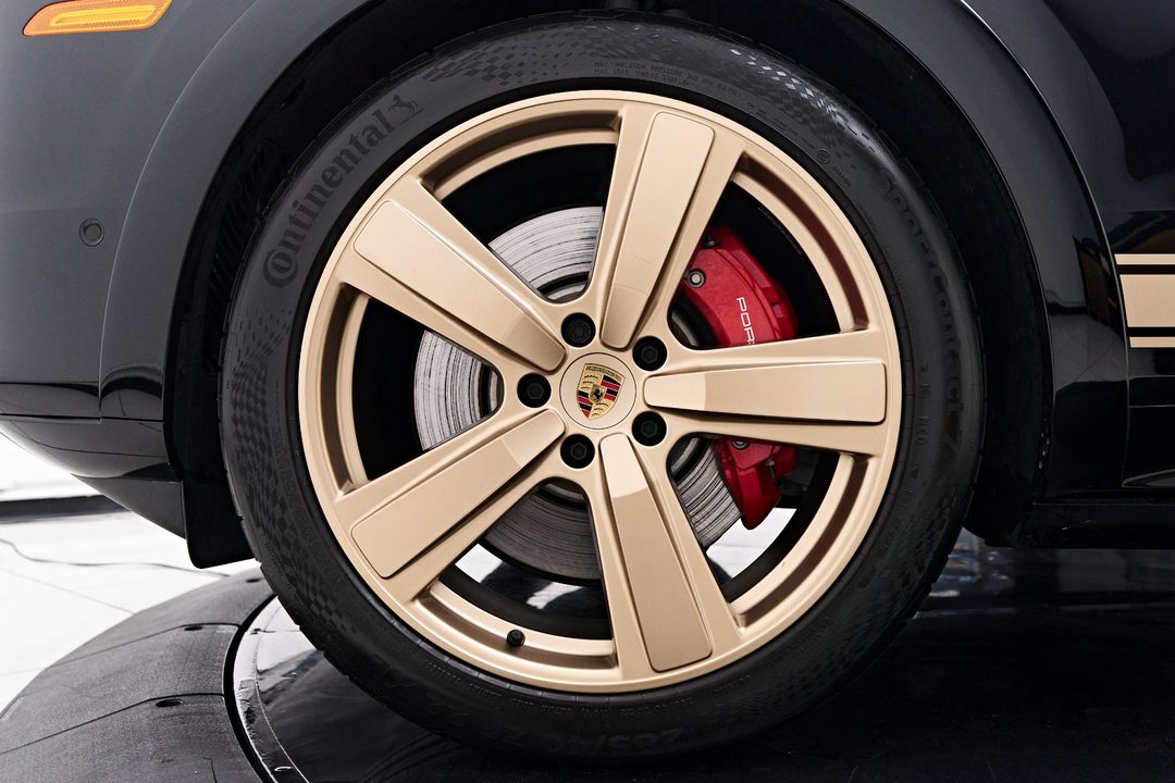2025 Porsche Cayenne Coupe