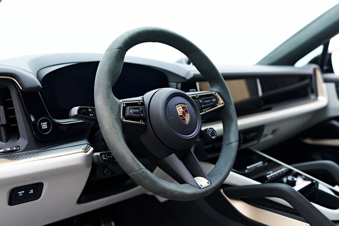2025 Porsche Cayenne Coupe