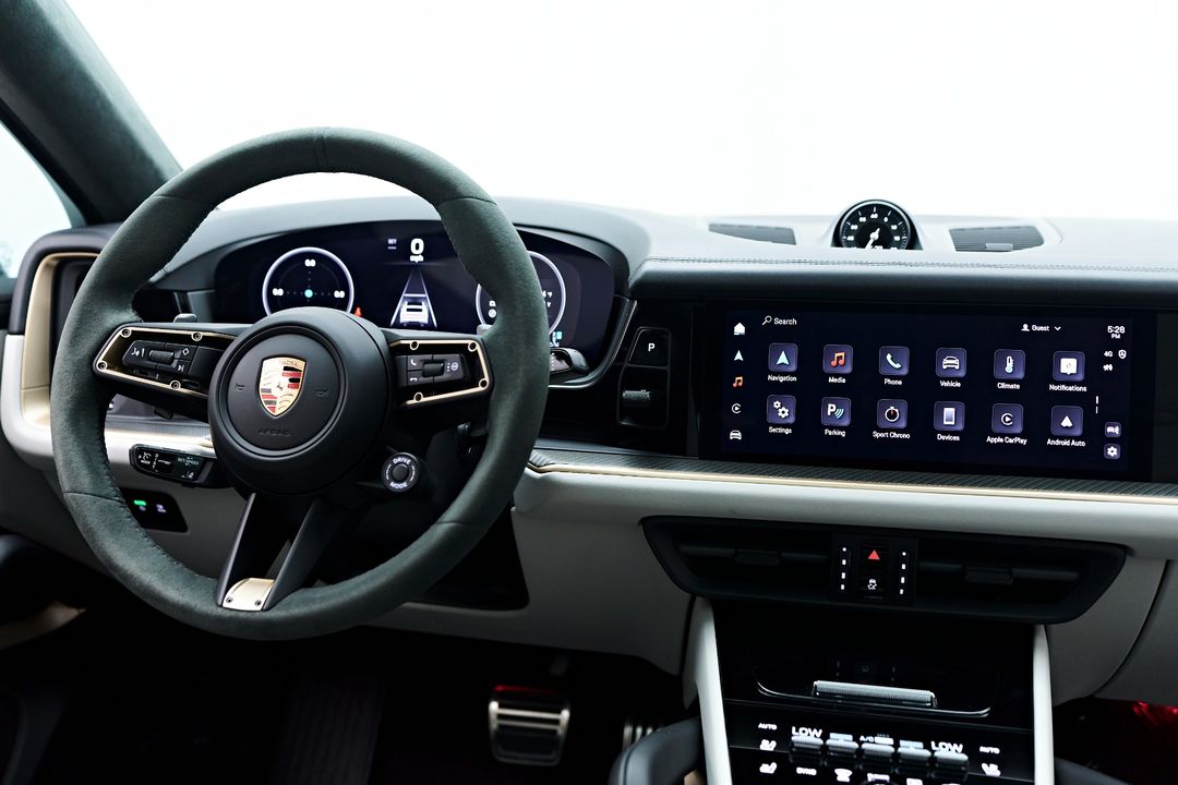 2025 Porsche Cayenne Coupe