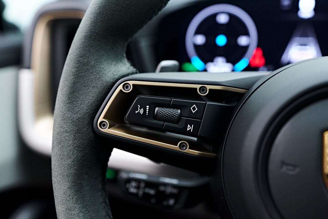 2025 Porsche Cayenne Coupe