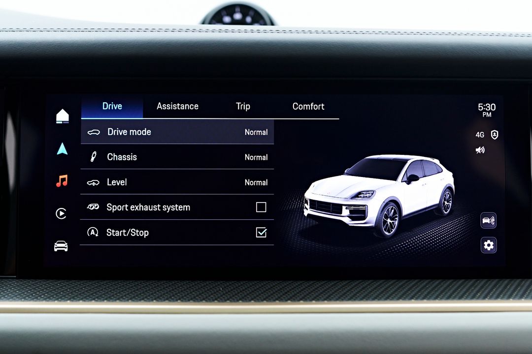 2025 Porsche Cayenne Coupe