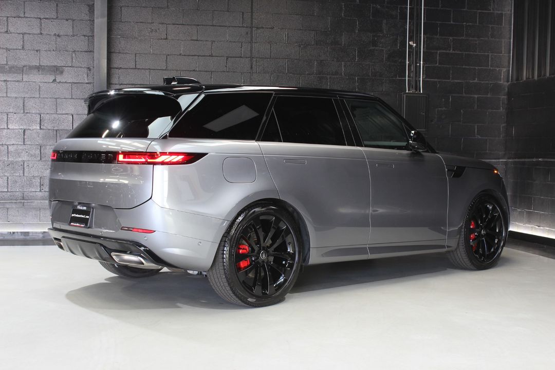 2025 Land Rover Range Rover Sport