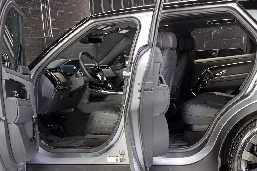 2025 Land Rover Range Rover Sport