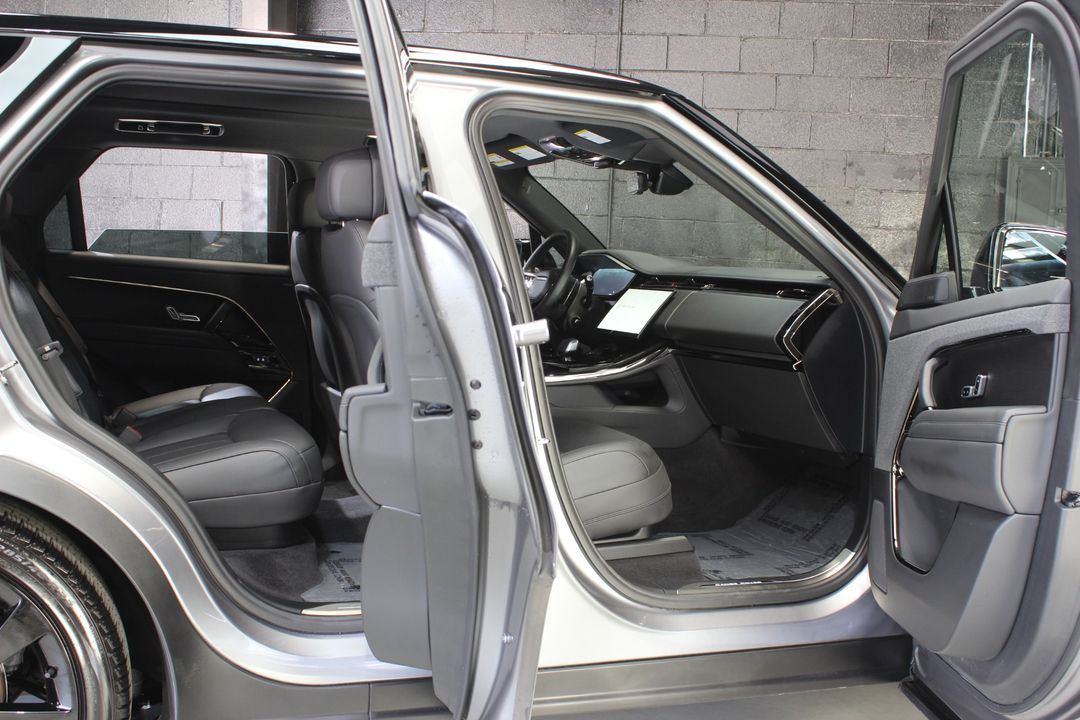 2025 Land Rover Range Rover Sport