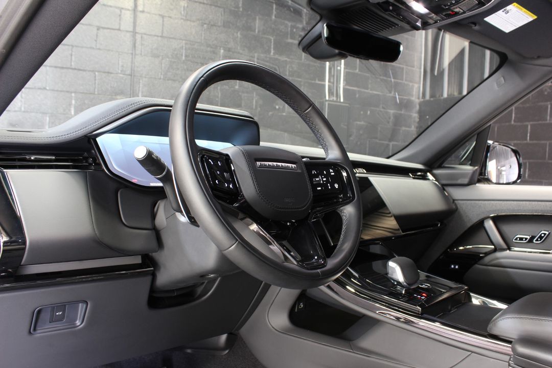 2025 Land Rover Range Rover Sport