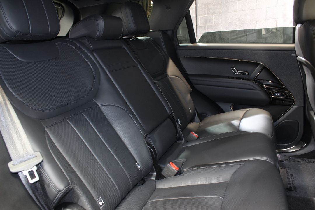 2025 Land Rover Range Rover Sport