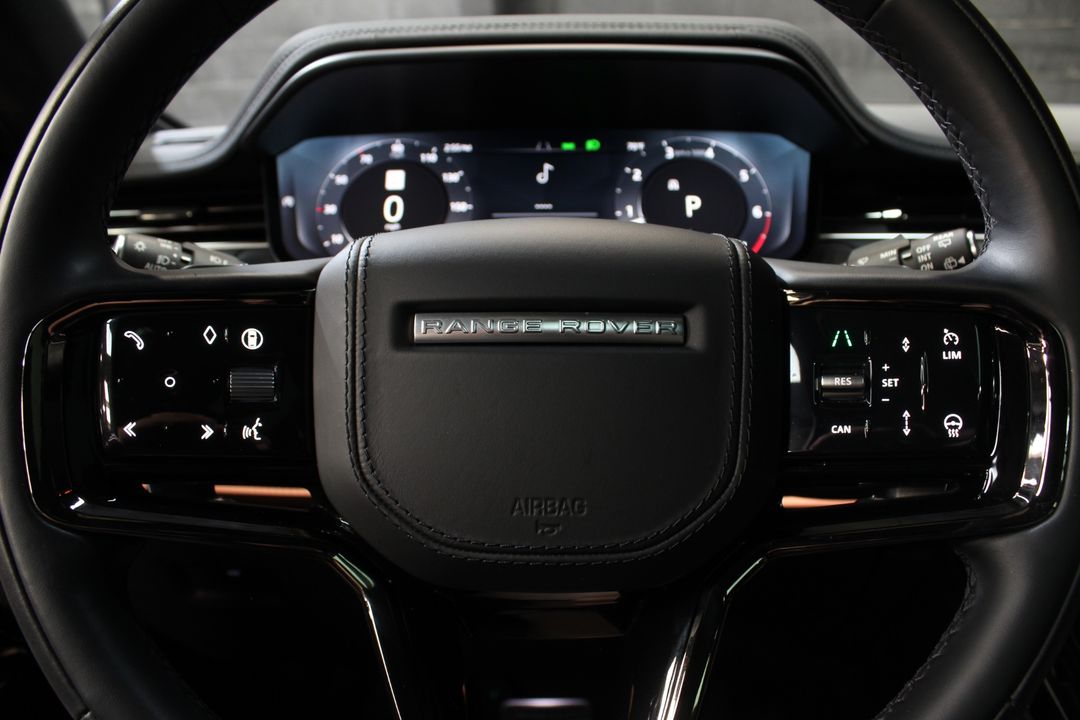 2025 Land Rover Range Rover Sport