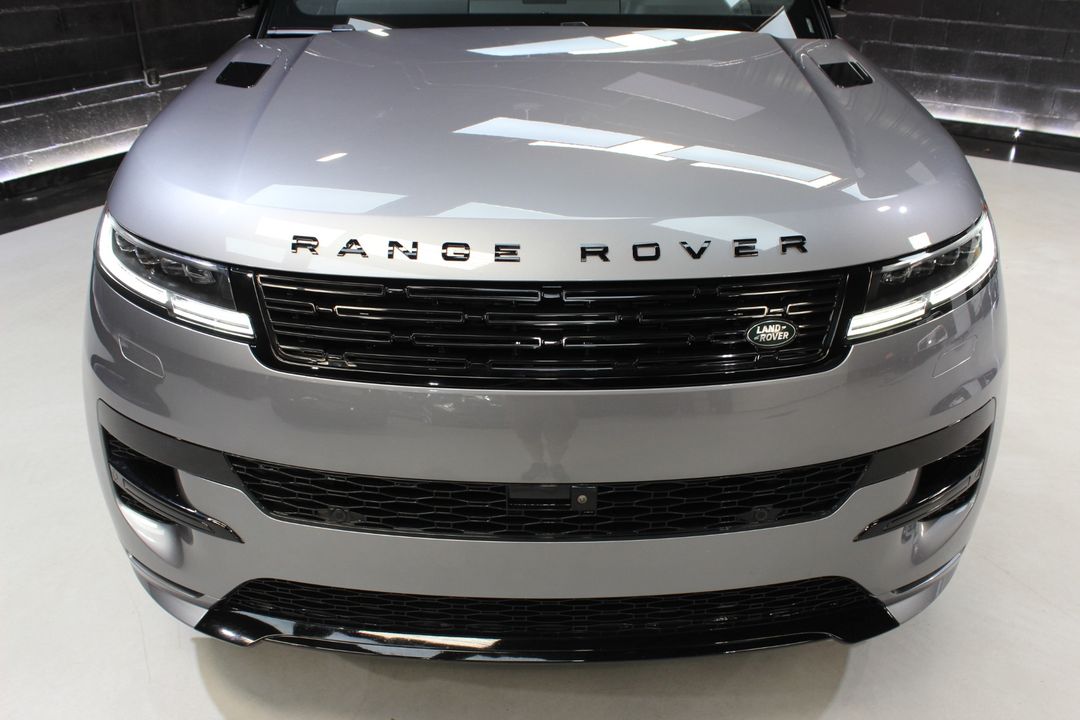 2025 Land Rover Range Rover Sport