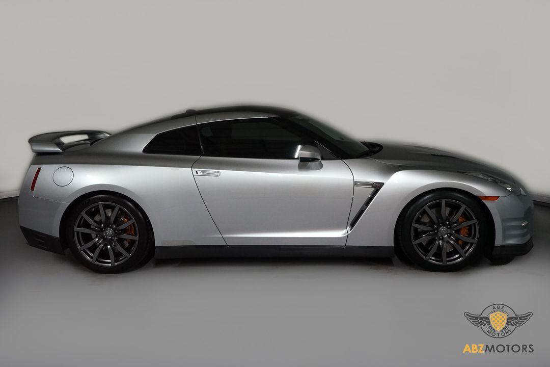 2012 Nissan GT-R