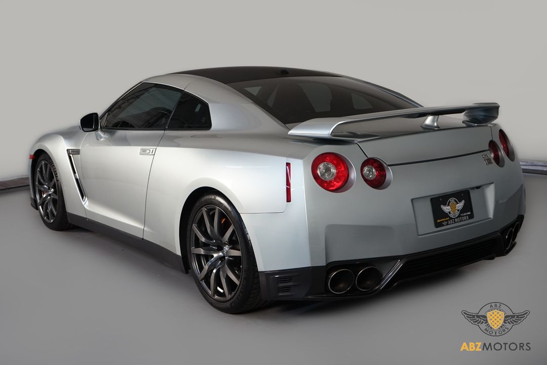 2012 Nissan GT-R