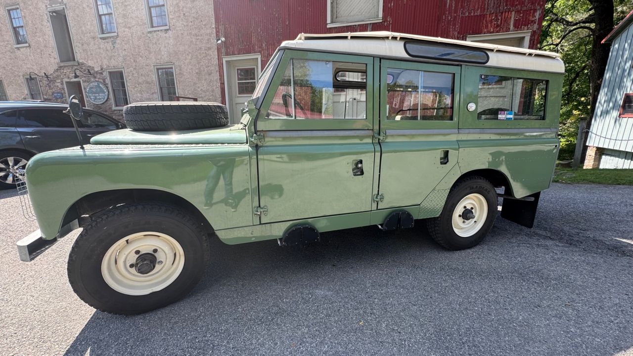 1966 Land Rover Series IIa