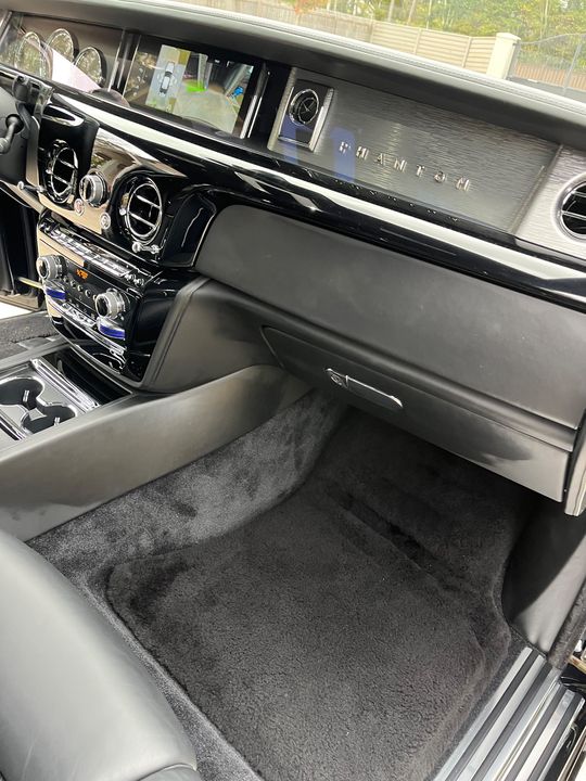 2020 Rolls-Royce Phantom