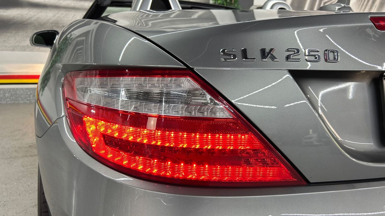2013 Mercedes-Benz SLK