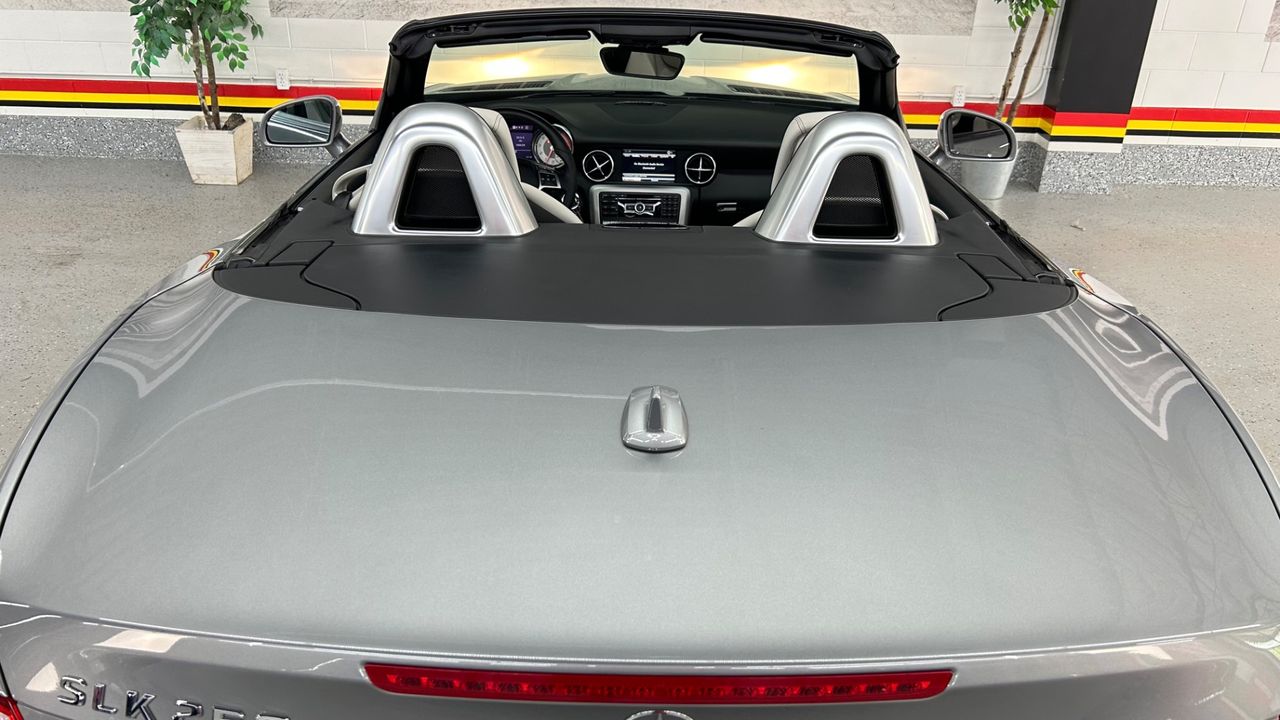 2013 Mercedes-Benz SLK