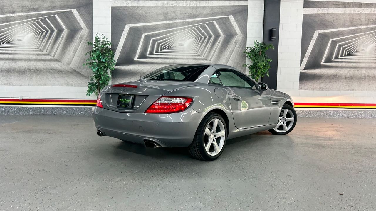 2013 Mercedes-Benz SLK