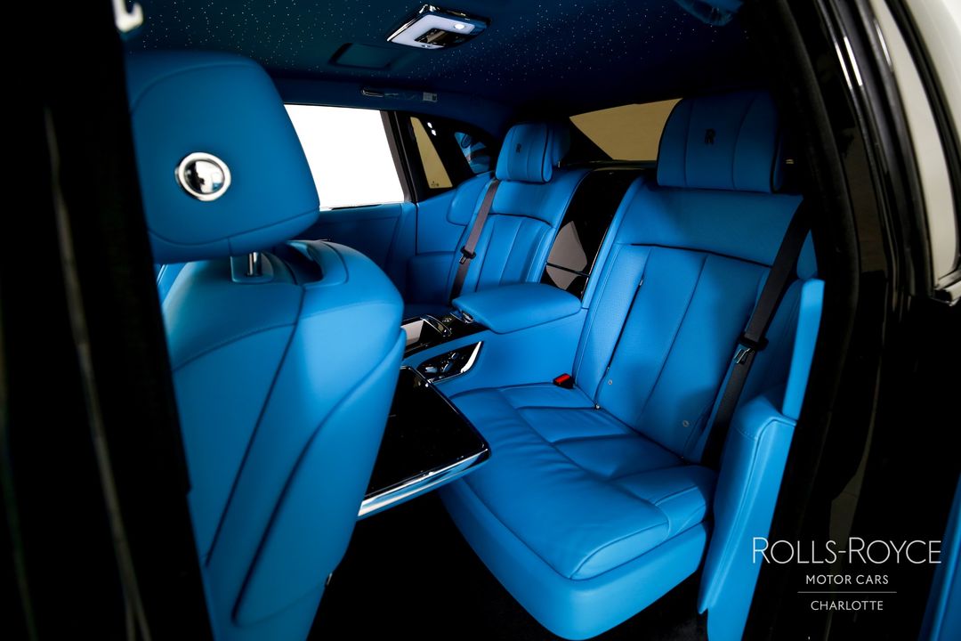 2025 Rolls-Royce Phantom