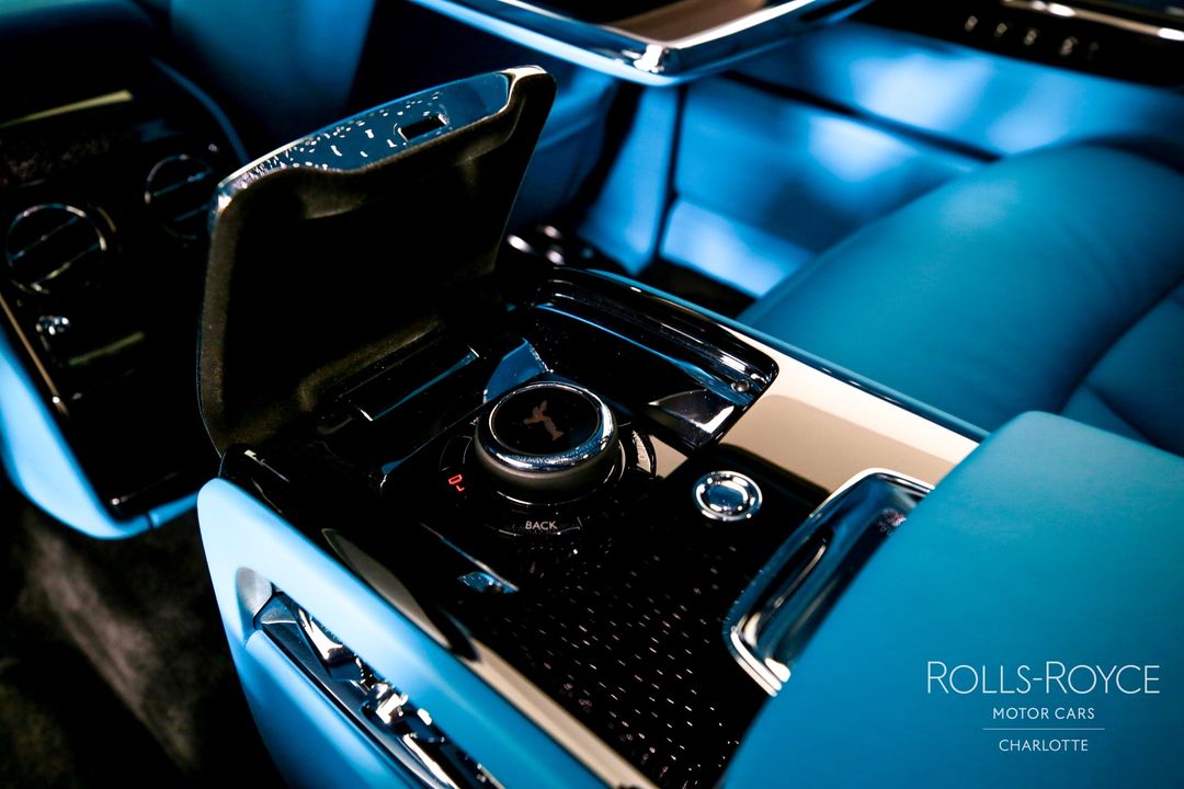 2025 Rolls-Royce Phantom