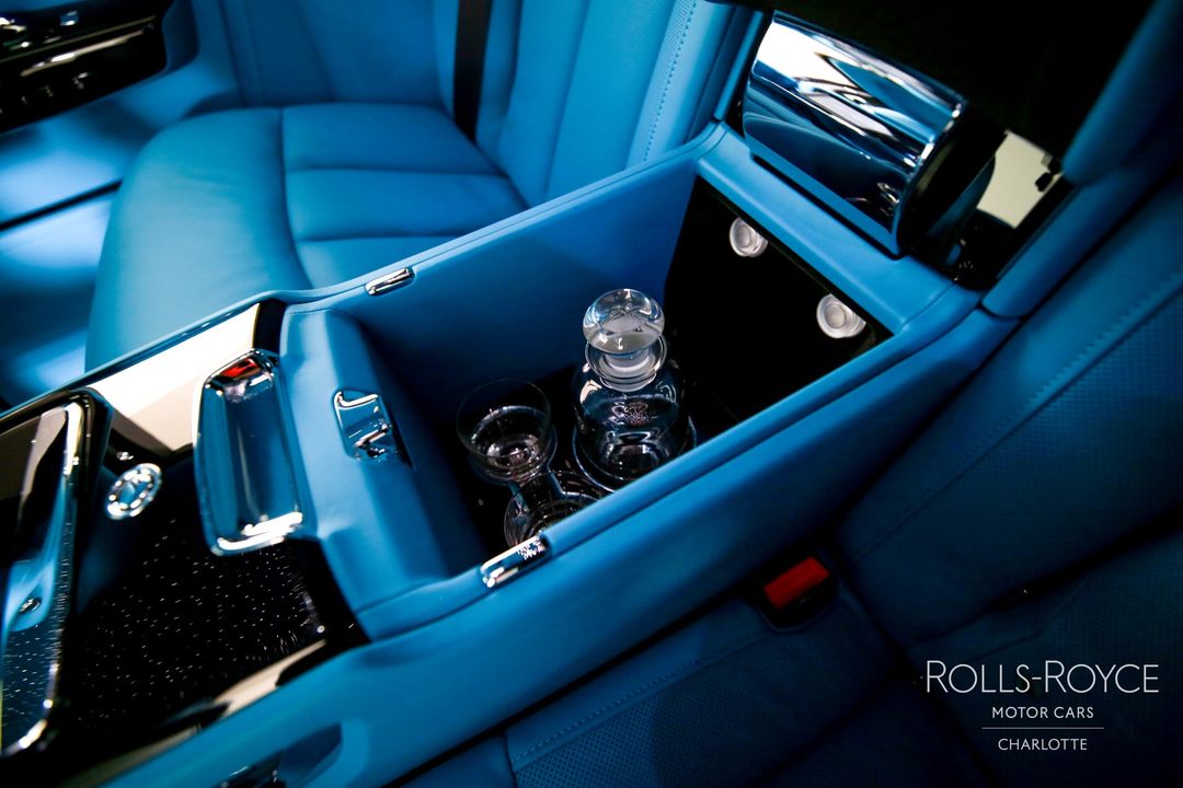 2025 Rolls-Royce Phantom