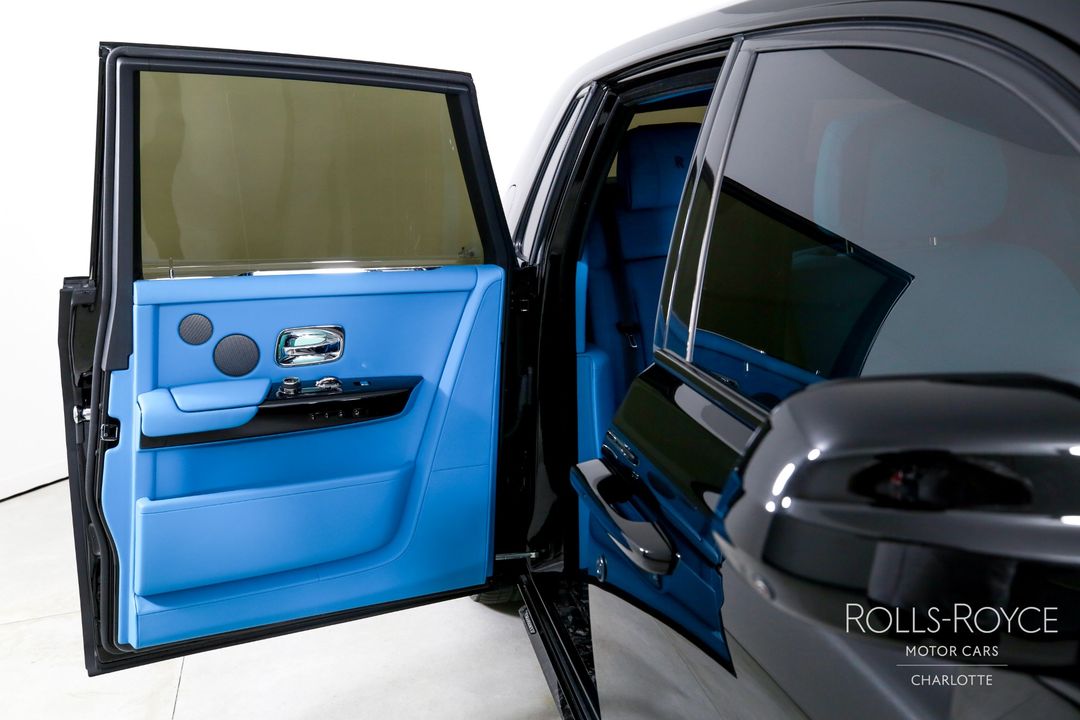 2025 Rolls-Royce Phantom