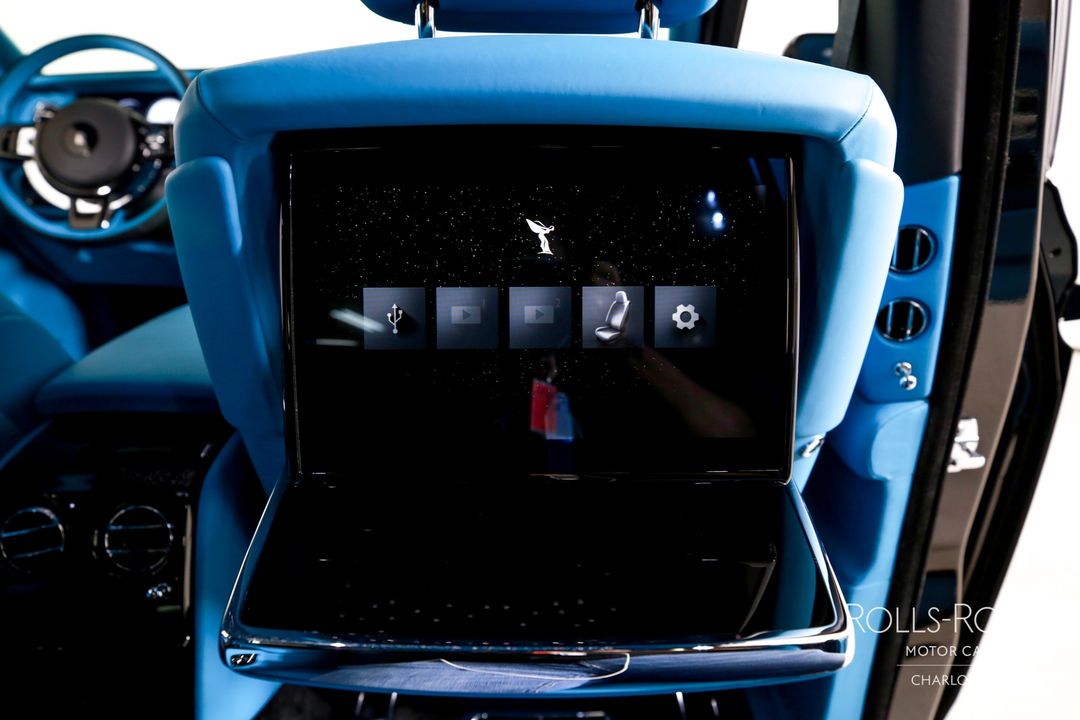 2025 Rolls-Royce Phantom
