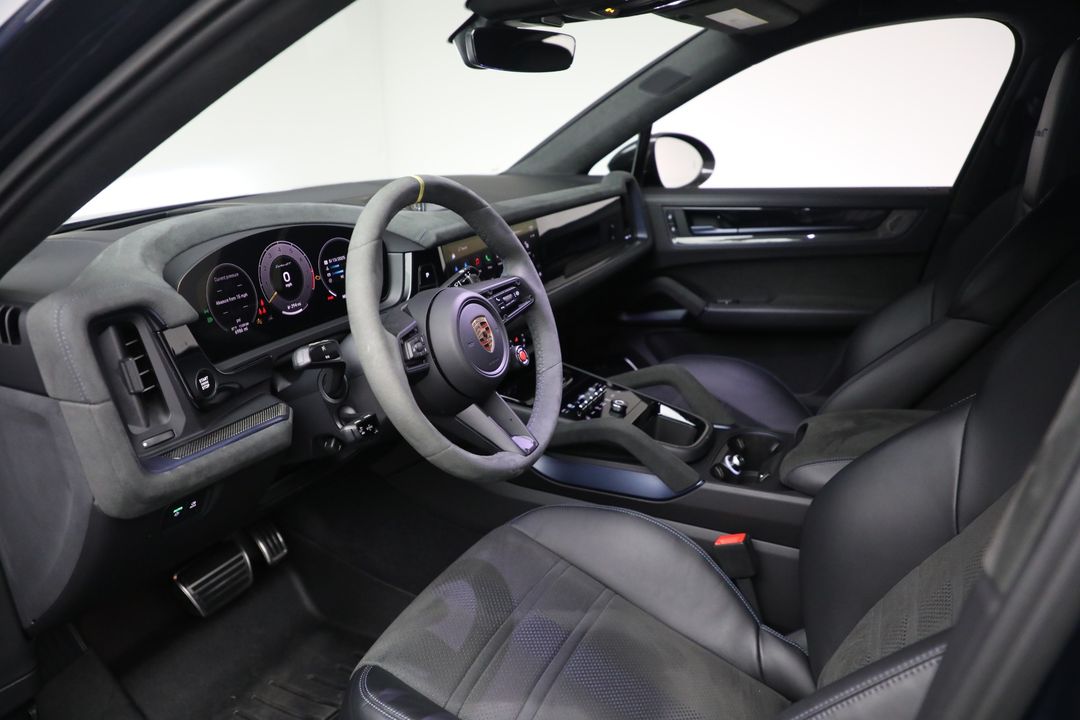 2024 Porsche Cayenne